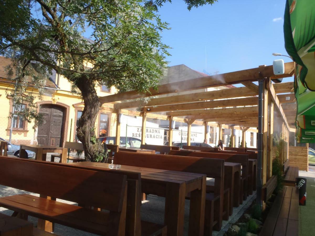 Victoria - Penzion & Restaurant Zwoleń Zewnętrze zdjęcie