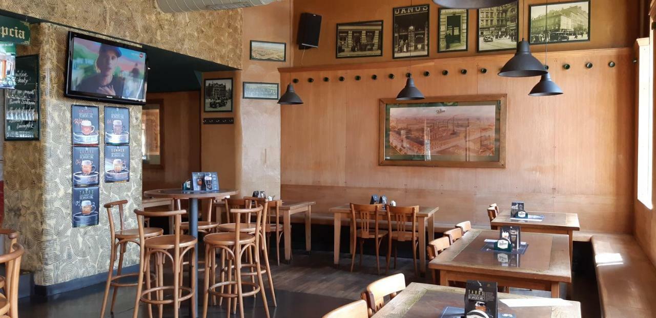 Victoria - Penzion & Restaurant Zwoleń Zewnętrze zdjęcie